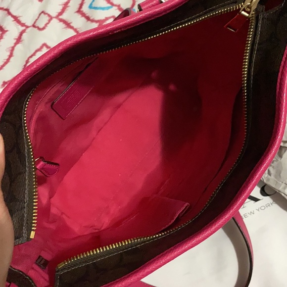 Coach Tote Bag - Picture 4 of 4